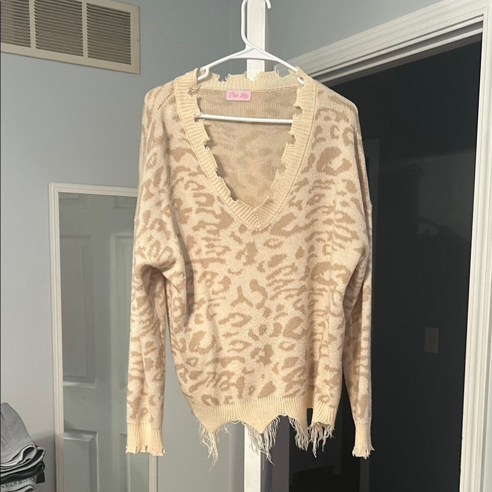 Pink Lily Beige Leopard V-Neck Sweater